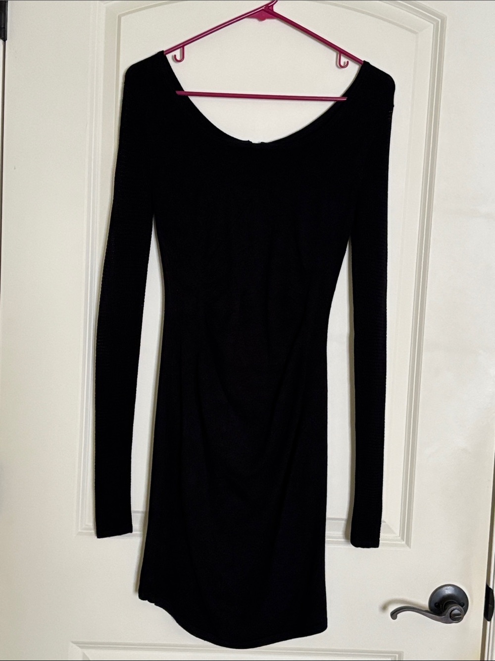 Classic Black Long-Sleeve Bodycon Dress
